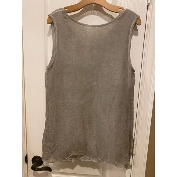 Soft Surroundings Women's Light Grey Silk Romance Tunic Blouse Size Medium NWOT - Picture 2 of 5
